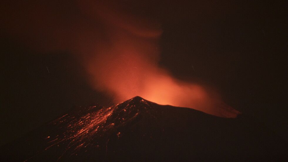 快讯！墨西哥波波卡特佩特火山喷发，为数年来最大一次